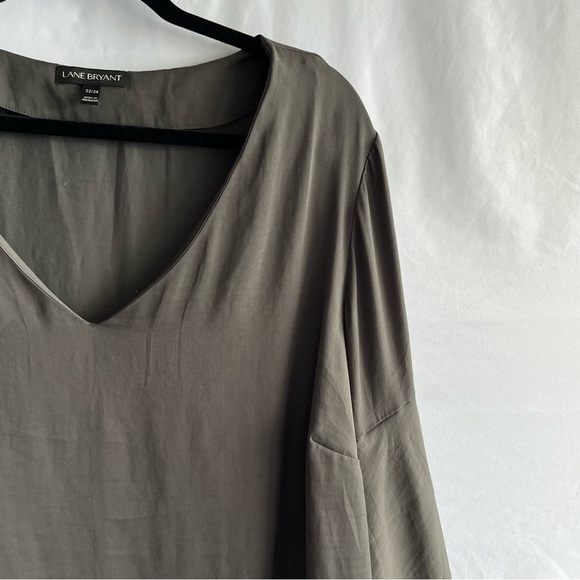 Women's Lane Braynt Grey Taupe Blouse - Picture 6 of 6